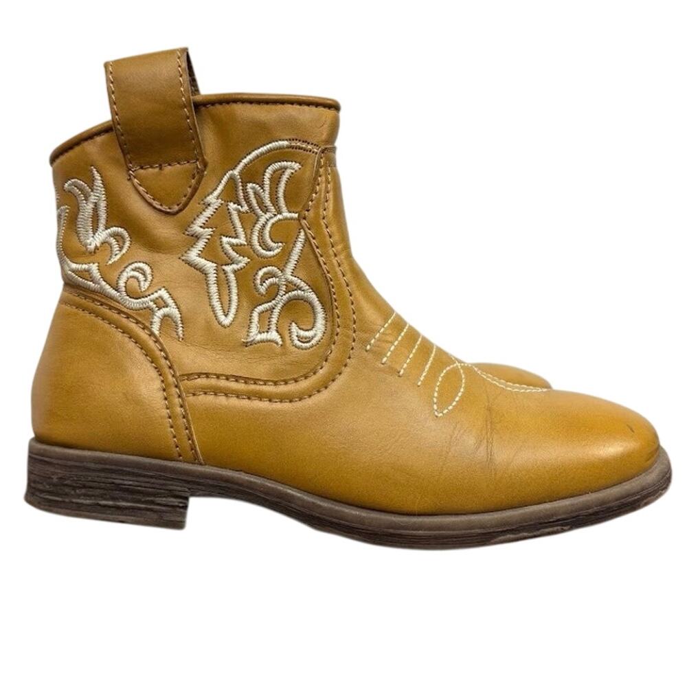 Dolce Tan Embroidered Western Ankle Boots Vegan Leather Cowboy Bootie Size 6